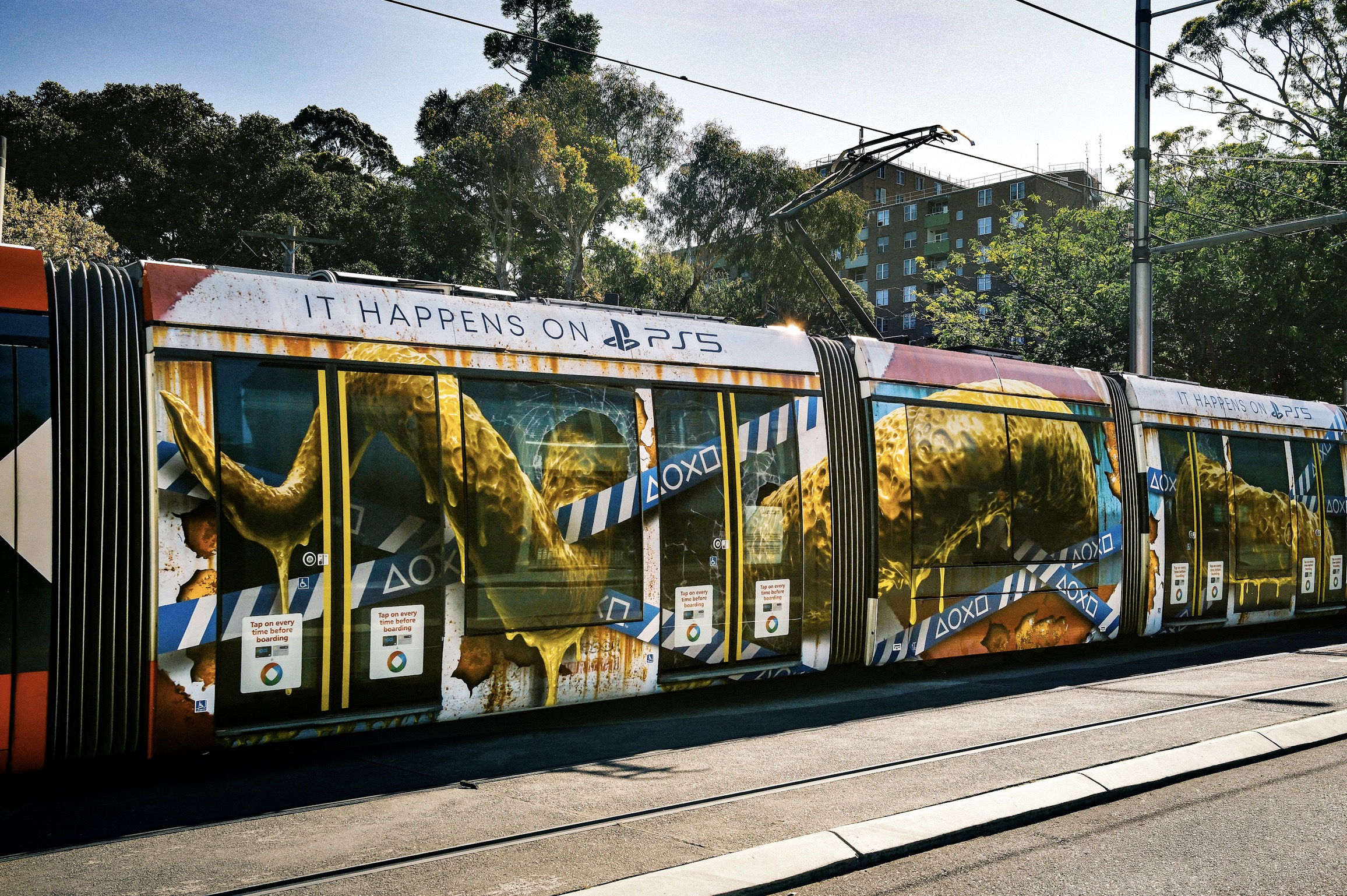 Life-size crashed spaceship installation features in PlayStation Australia campaign via Akcelo